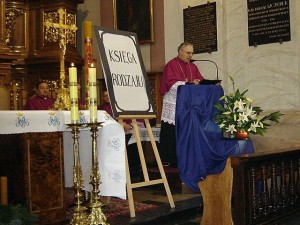 inauguracja_glosnego_czytania_pisma_swietego_10 