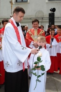 i_komunia_swieta_11_maja_2008_02