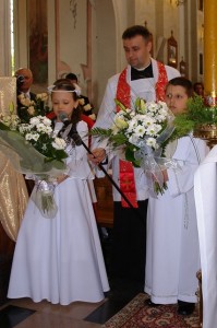 i_komunia_swieta_11_maja_2008_11