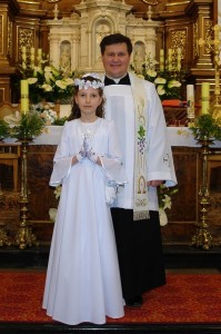 i_komunia_swieta_11_maja_2008_17