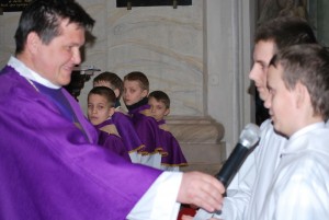 przyjecie_ministrantow_i_lektorow_09jpg 