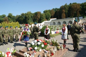 Pielgrzymka dla upamiętnienia  Bohaterów Bitwy Zadwórzańskiej 25.09.2016 