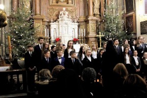 wieczór kolęd w wykonaniu chóru uczniów szkoły muzycznej 21.01.2018