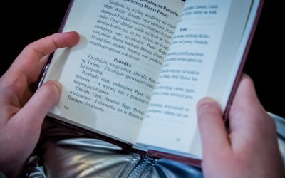 POŚWIĘCENIE MODLITEWNIKÓW